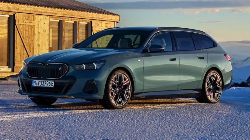 BMW i5 Touring xDrive40 2024
