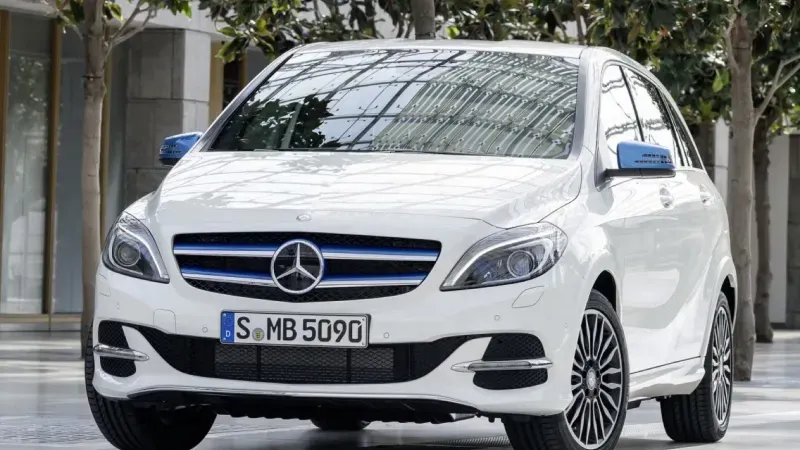 Mercedes-Benz B 250e 2015