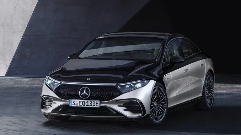 Mercedes-Benz EQS 450 4MATIC 2023