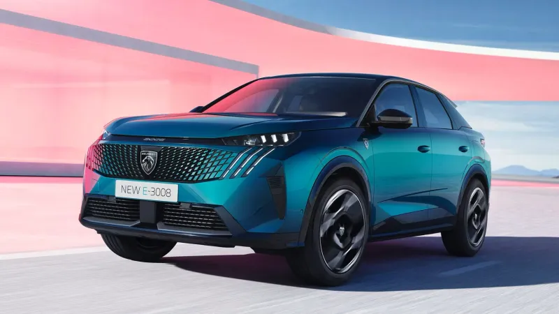 Peugeot e-3008 73 kWh 2023