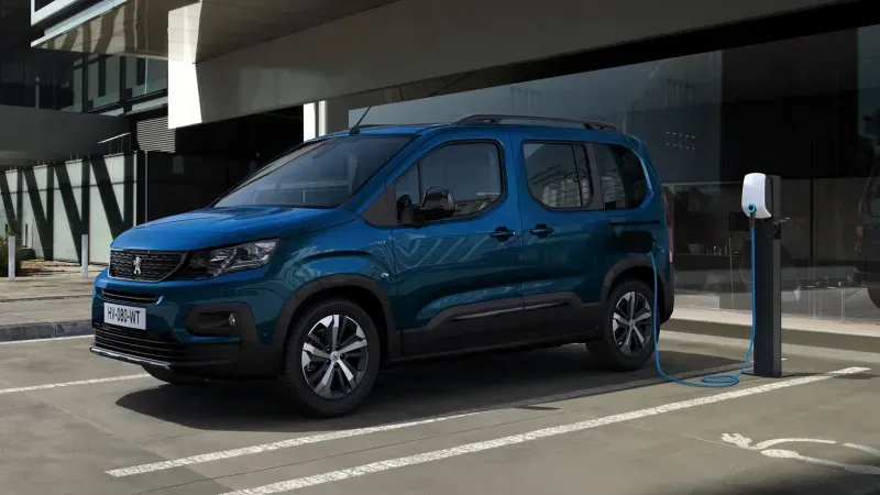 Peugeot e-Rifter Long 50 kWh 2021