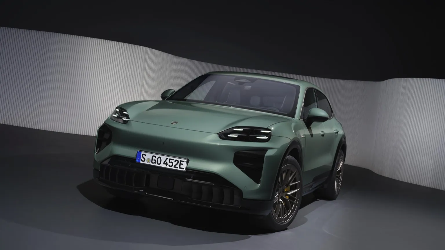 Porsche Cayenne Turbo Electric (MY26) 2025 image 1