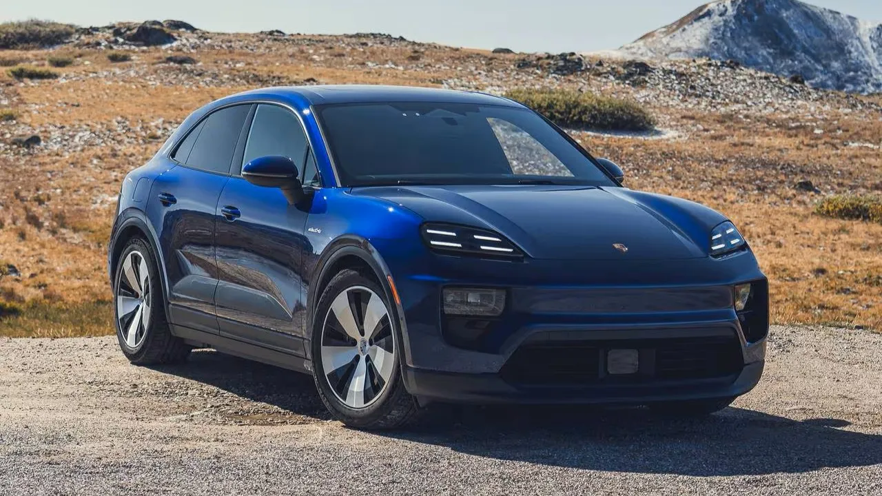 Porsche Macan GTS Electric 2026 image 1