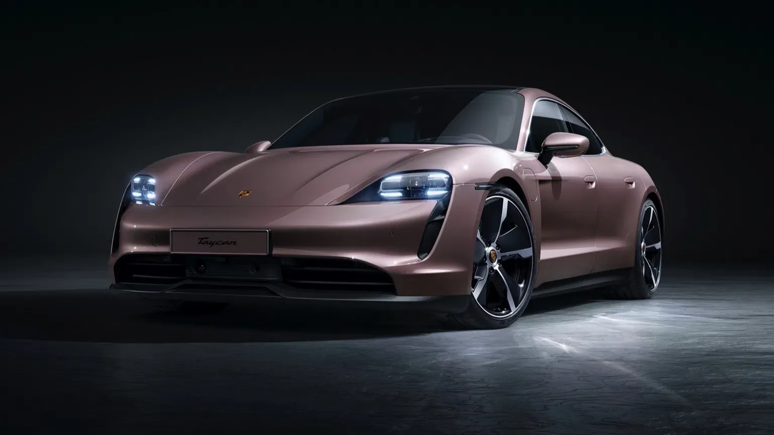 Porsche Taycan 2021 image 1