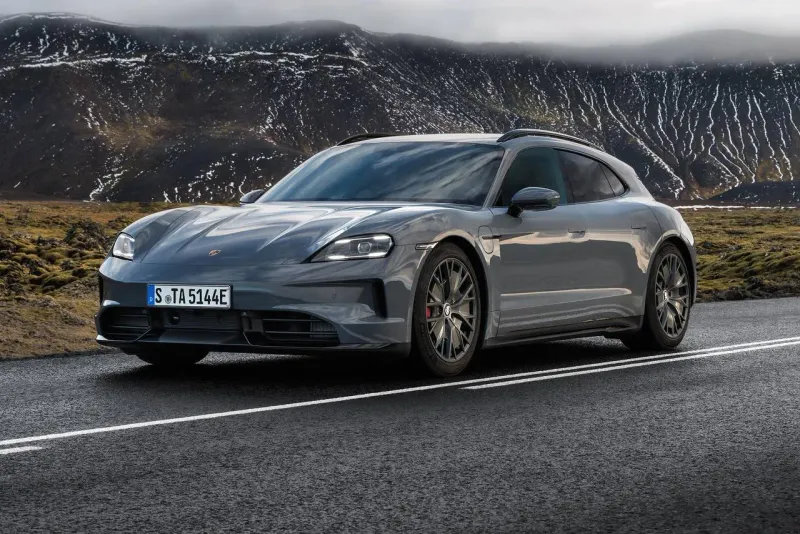 Porsche Taycan Cross Turismo