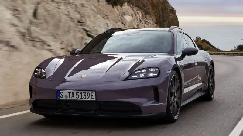 Porsche Taycan Plus Sport Turismo 2024