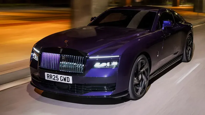 Rolls-Royce Black Badge Spectre