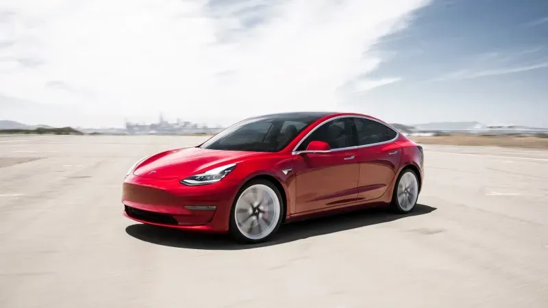Tesla Model 3 Standard Range Plus LFP 2020